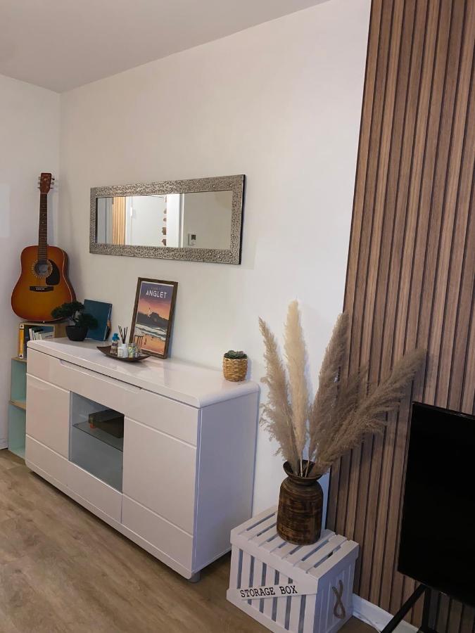 Superbe Appartement Au Calme Avec Parking Gratuit. Mérignac Exterior foto